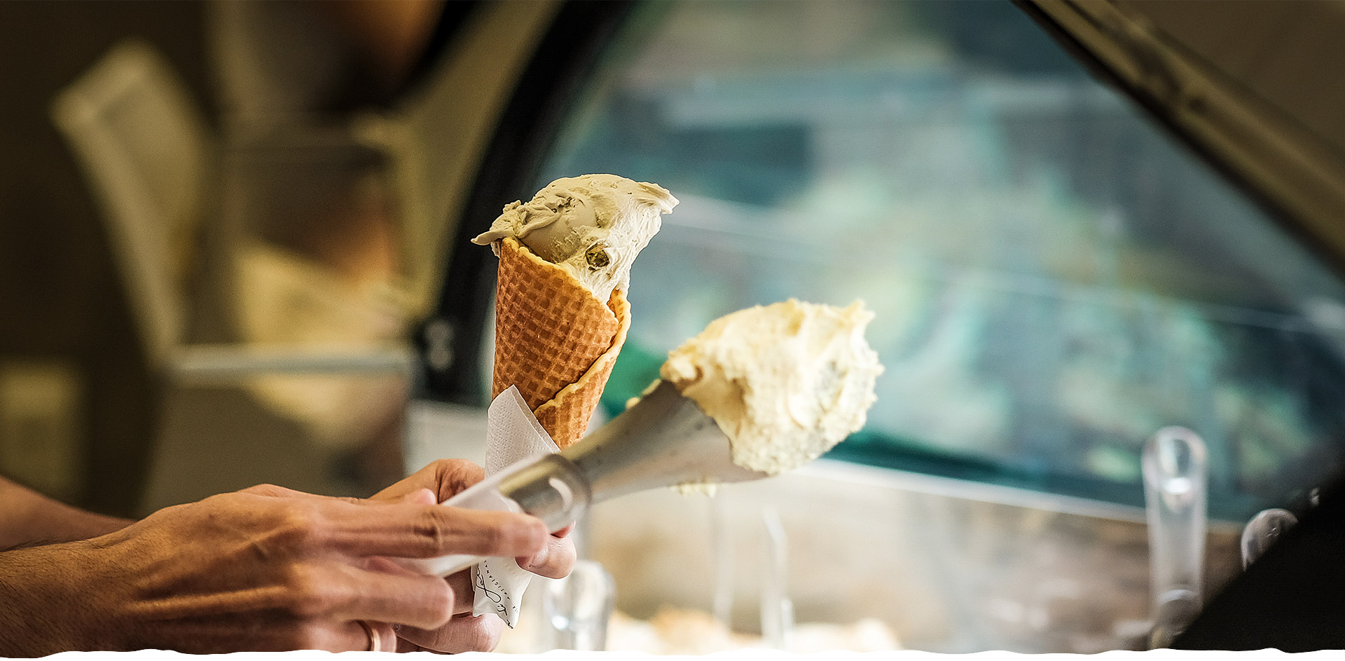 Sorveteria Fior Di Latte Gelateria | Gastronomia | Arraial D'Ajuda TEM