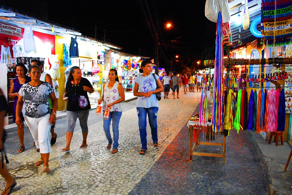 Rua Broduei | Pontos Turísticos em Arraial D'Ajuda, Porto Seguro